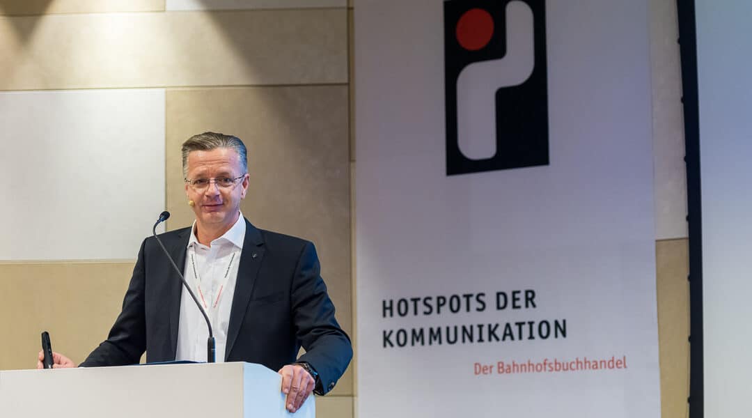 Tors­ten Löff­ler im DNV-Inter­view: “Die Liqui­di­tät des Bahn­hofs­buch­han­dels ist mas­siv angegriffen”